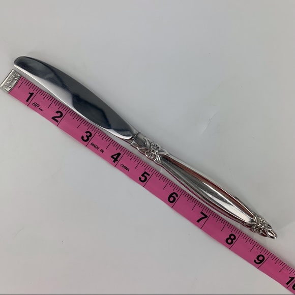 2/$20 1847 Rogers Bros IS 1965 Vintage Silver Plate Garland Pattern Dinner Knife - Picture 11 of 11